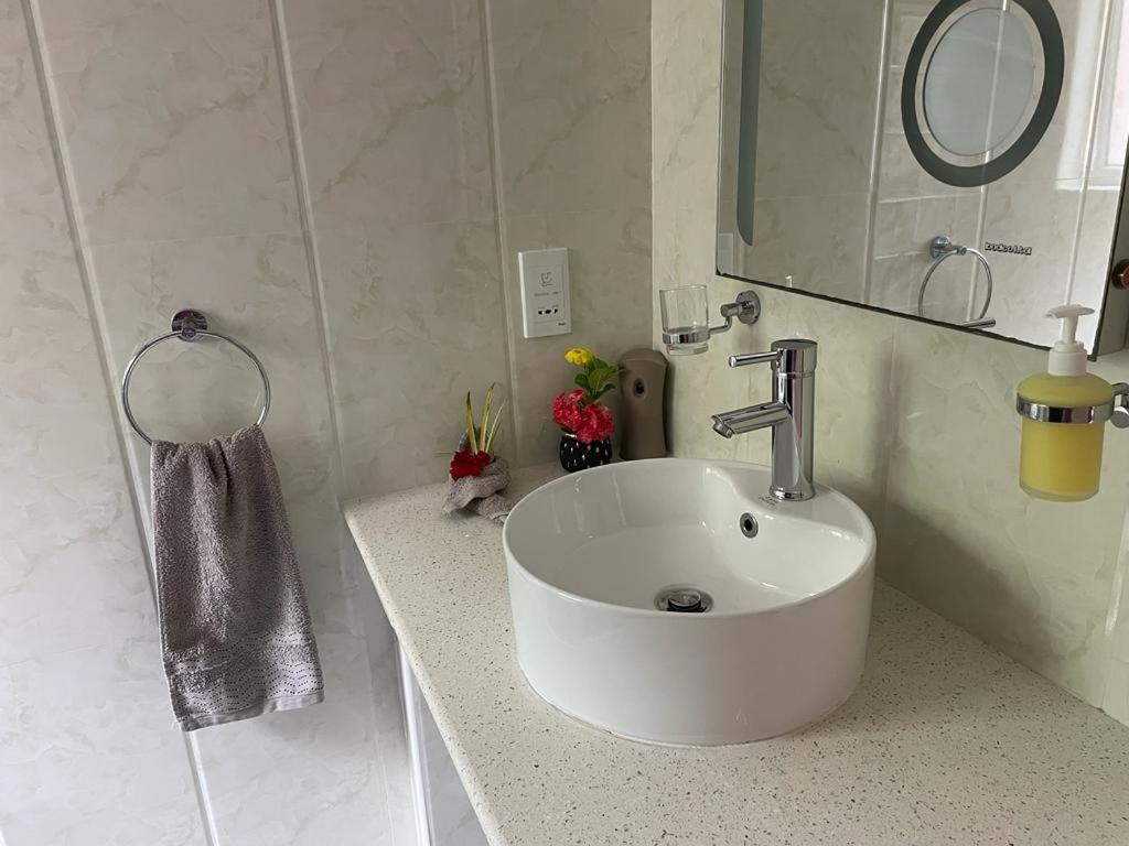 Mokara Holiday Apartment Anse Royale Eksteriør bilde