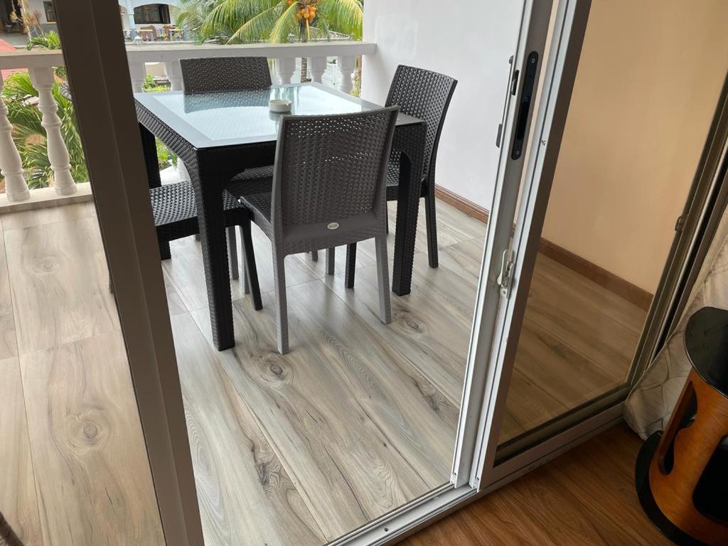 Mokara Holiday Apartment Anse Royale Eksteriør bilde